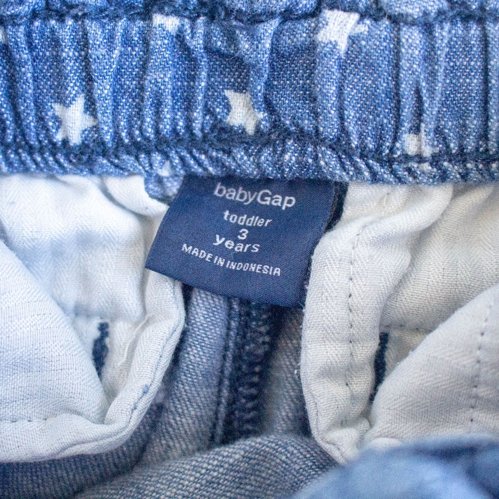 💫3 for $15💫 Old Navy Denim Shorts - 3T - Picture 3 of 3